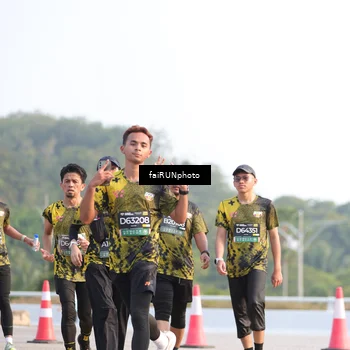 Runner Photo 6556778