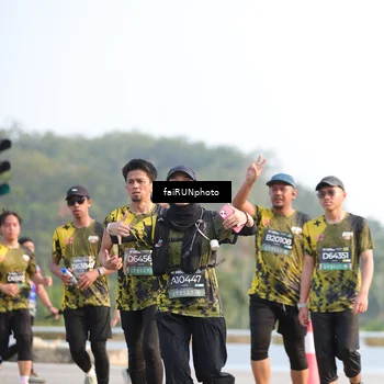 Runner Photo 6556826