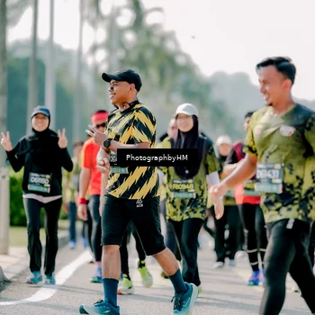 Runner Photo 6556848