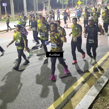 Runner Photo 6556910