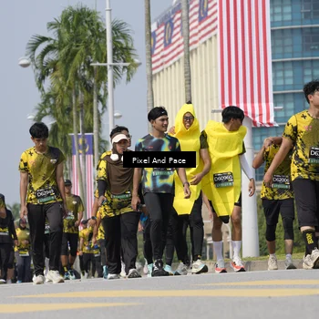 Runner Photo 6556930
