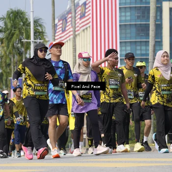 Runner Photo 6556938