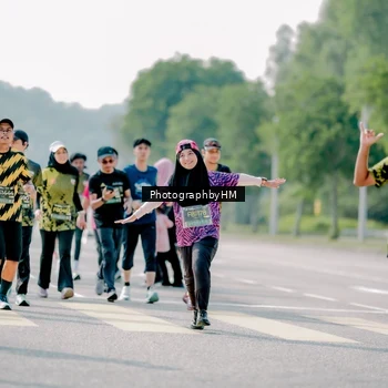 Runner Photo 6556995