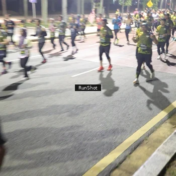 Runner Photo 6557000