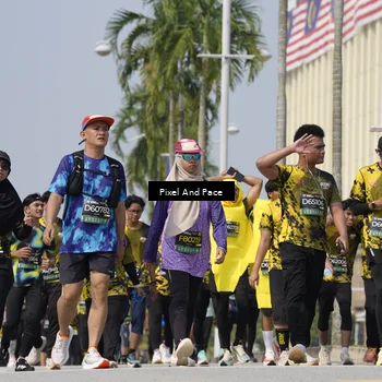 Runner Photo 6557025