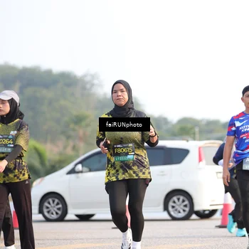 Runner Photo 6557071