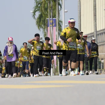 Runner Photo 6557090