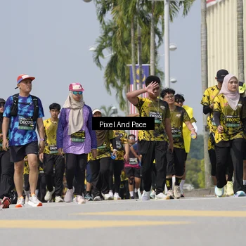 Runner Photo 6557096