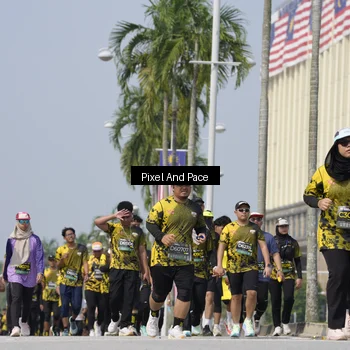 Runner Photo 6557104