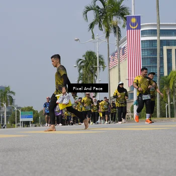 Runner Photo 6557135