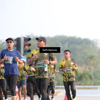 Runner Photo 6557266