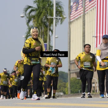 Runner Photo 6557291