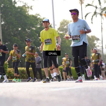 Runner Photo 6557310