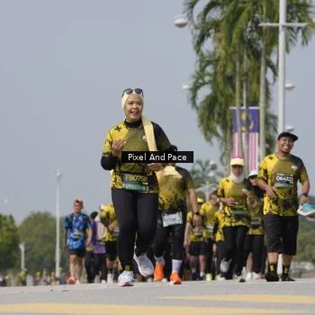 Runner Photo 6557315