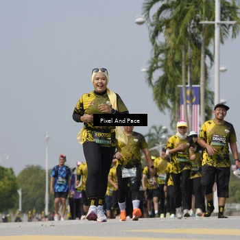 Runner Photo 6557321
