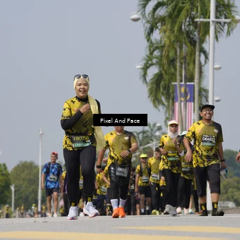 Runner Photo 6557337