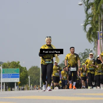 Runner Photo 6557346
