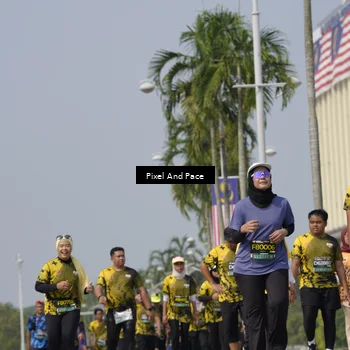 Runner Photo 6557379