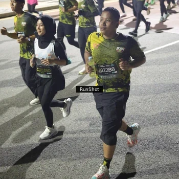 Runner Photo 6557383
