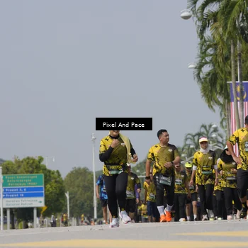 Runner Photo 6557388