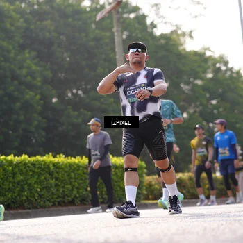 Runner Photo 6557393