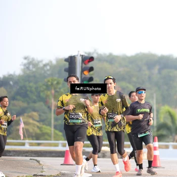 Runner Photo 6557396