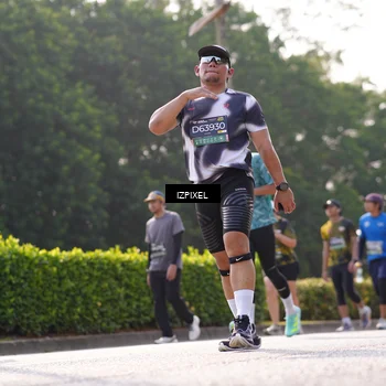 Runner Photo 6557409