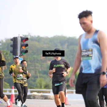 Runner Photo 6557417