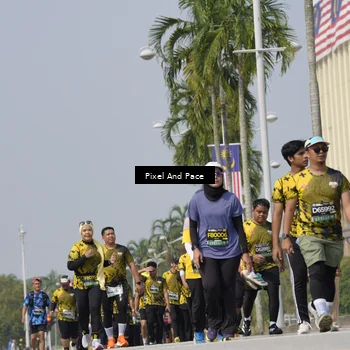 Runner Photo 6557418