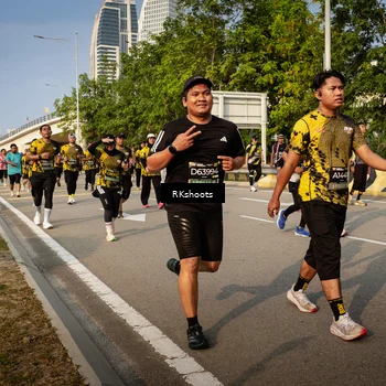 Runner Photo 6557423