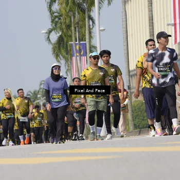 Runner Photo 6557433