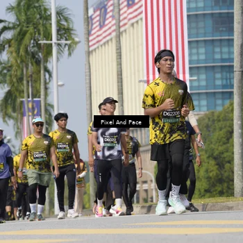 Runner Photo 6557450