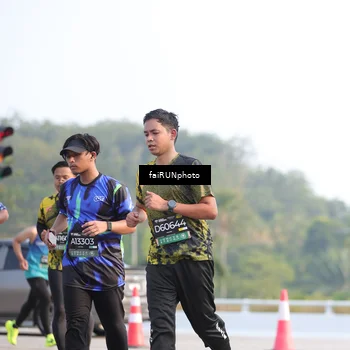 Runner Photo 6557459