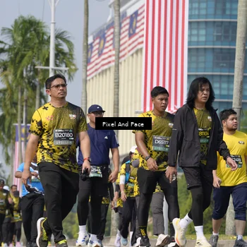 Runner Photo 6557660