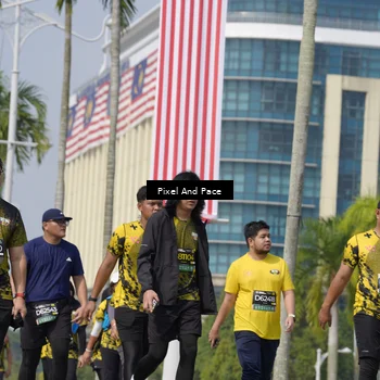 Runner Photo 6557661