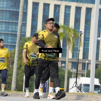 Runner Photo 6557679