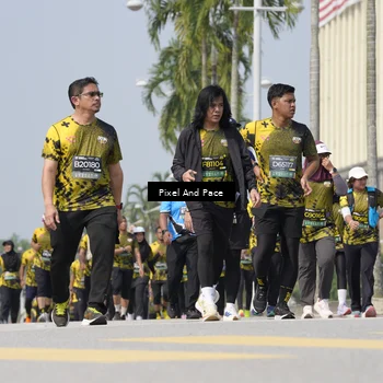 Runner Photo 6557714