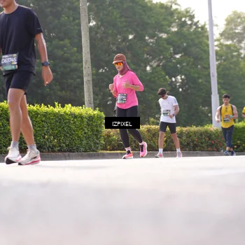 Runner Photo 6557725