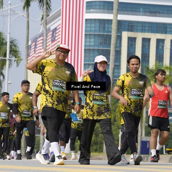 Runner Photo 6557736