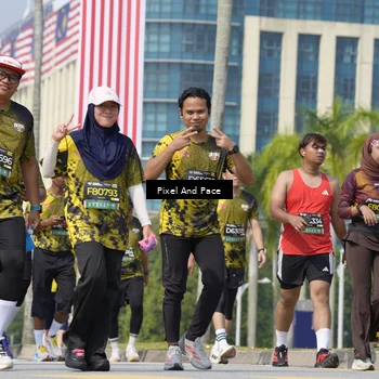 Runner Photo 6557739