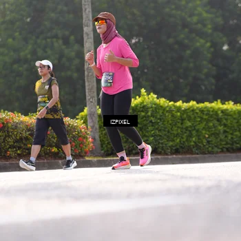 Runner Photo 6557796