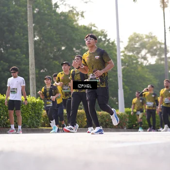 Runner Photo 6557819