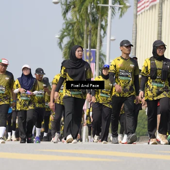 Runner Photo 6557844