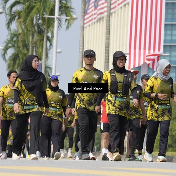 Runner Photo 6557846