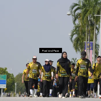 Runner Photo 6557876