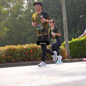 Runner Photo 6557890