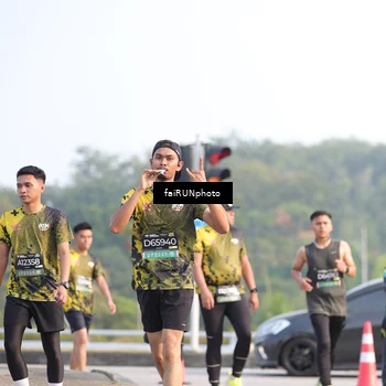Runner Photo 6557910