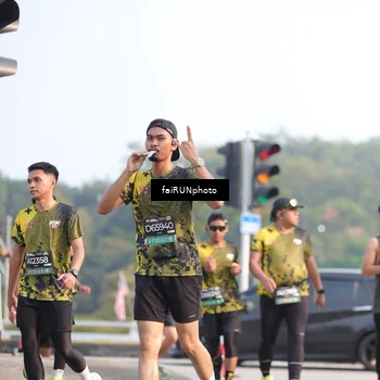 Runner Photo 6557931