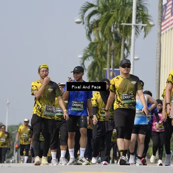 Runner Photo 6557995