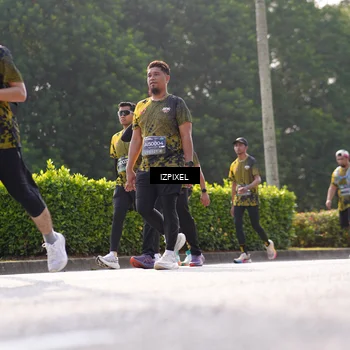 Runner Photo 6558002